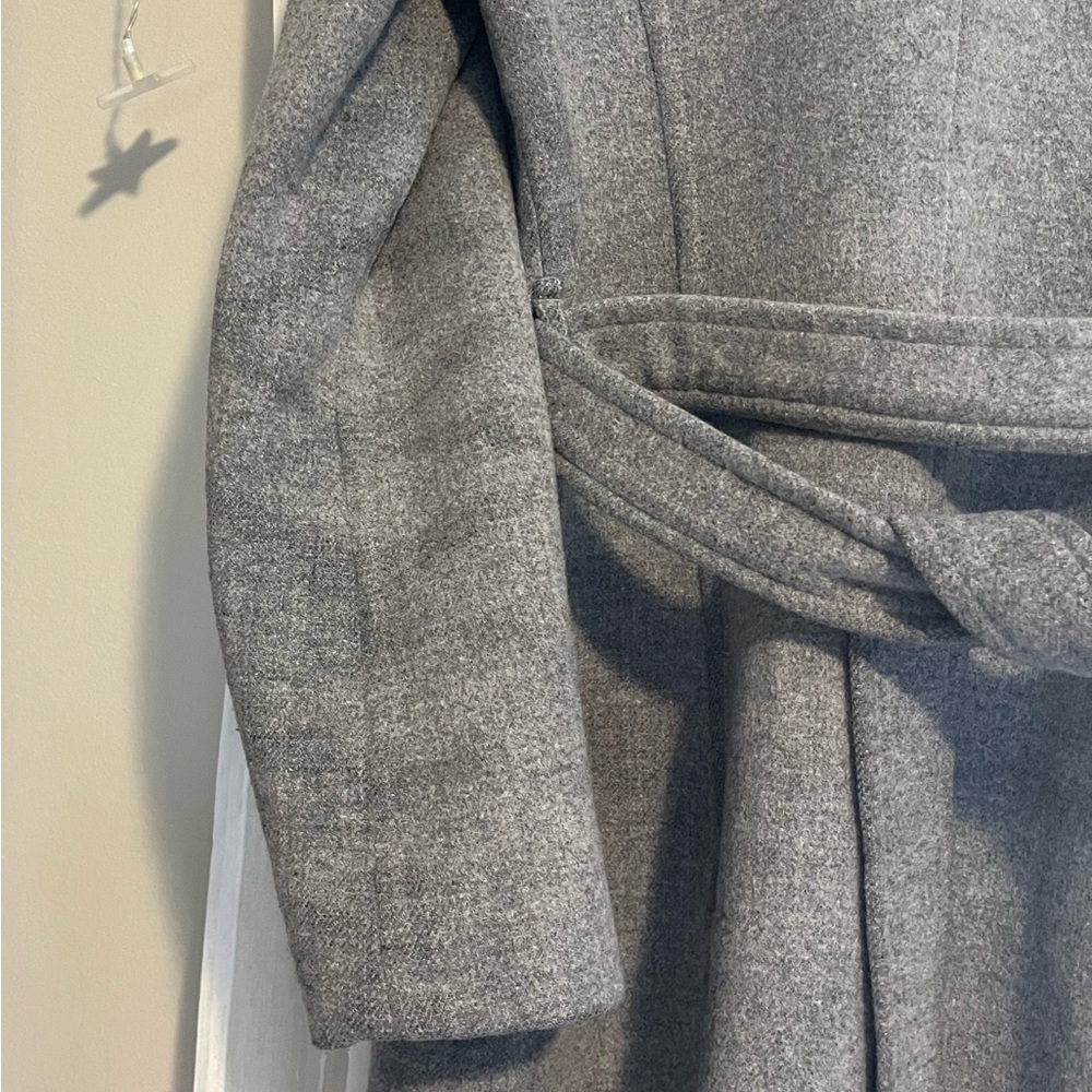 Babaton Gray Women's Coat - Picture 9 of 16